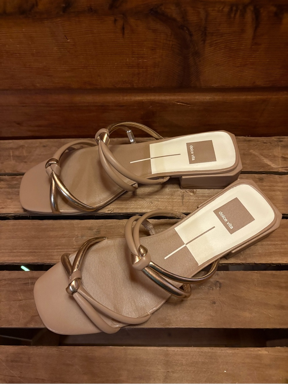 DOLCE VITA STRAPPY SANDALS.